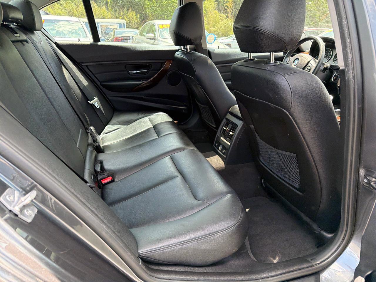Used 2013 BMW 328i xDrive Sedan AWD/4WD image 30