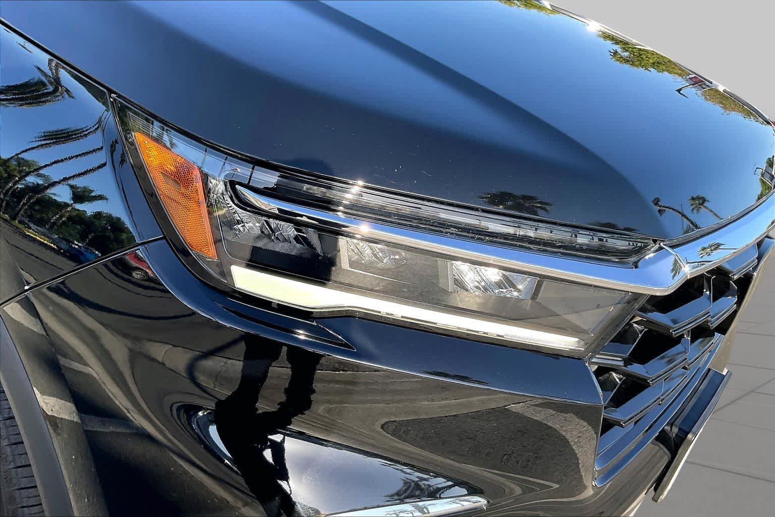Used 2024 Honda Pilot Touring image 27