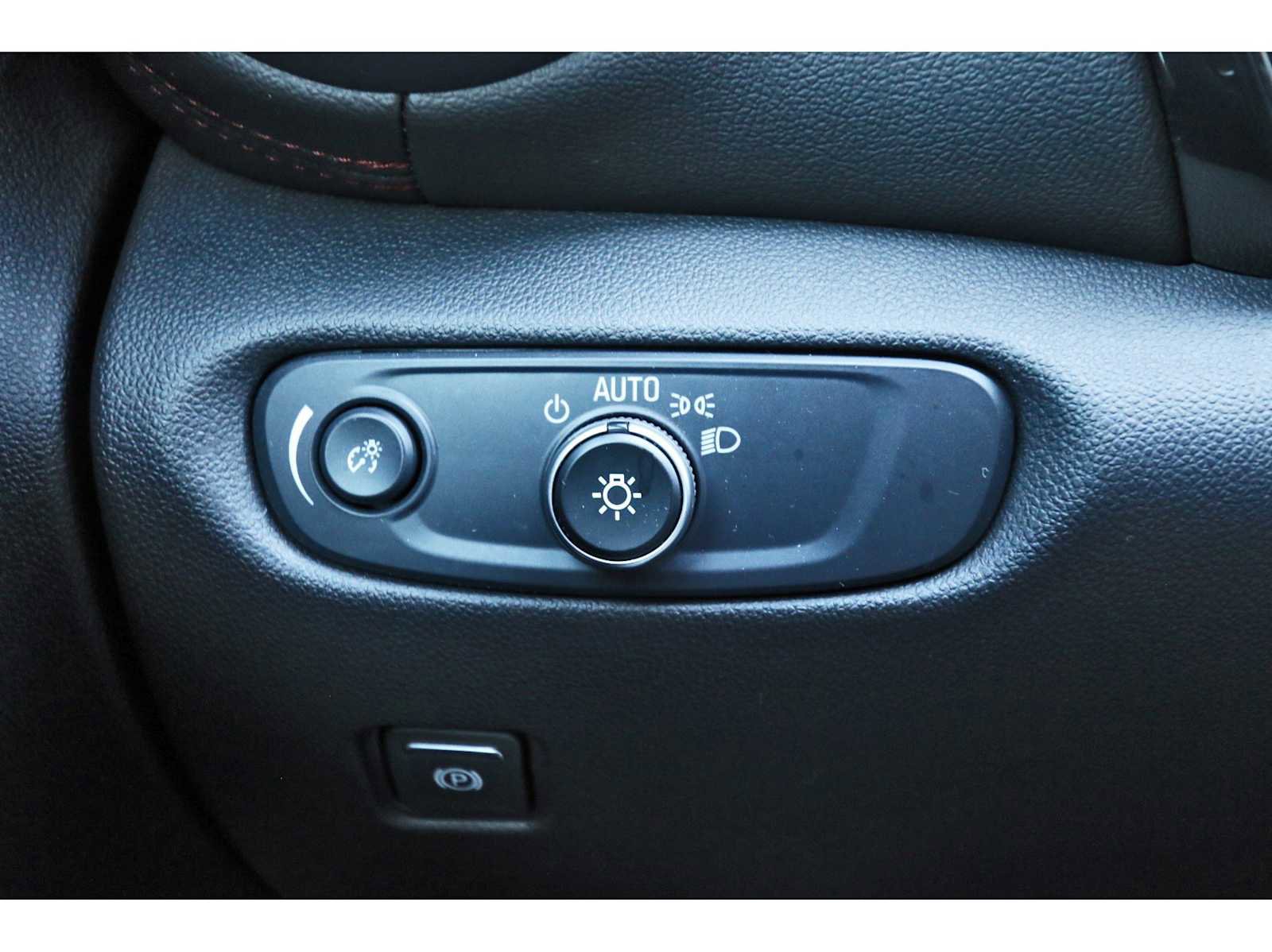 Used 2025 Chevrolet Blazer RS w/ Driver Confidence II Package image 19