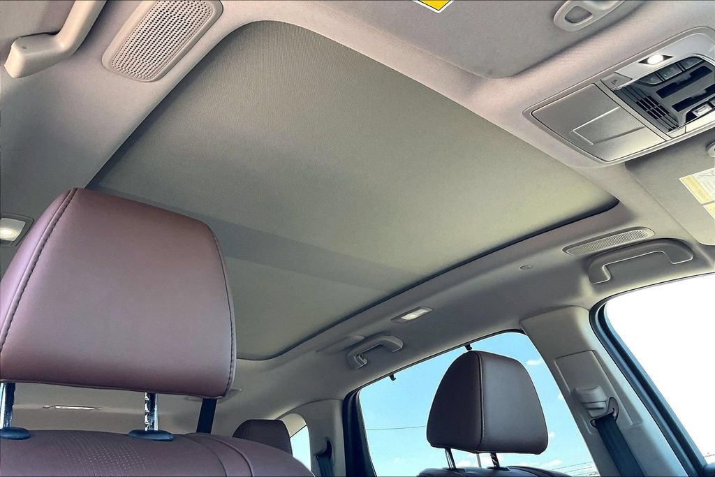 Used 2025 Acura MDX FWD w/ Technology Package image 28