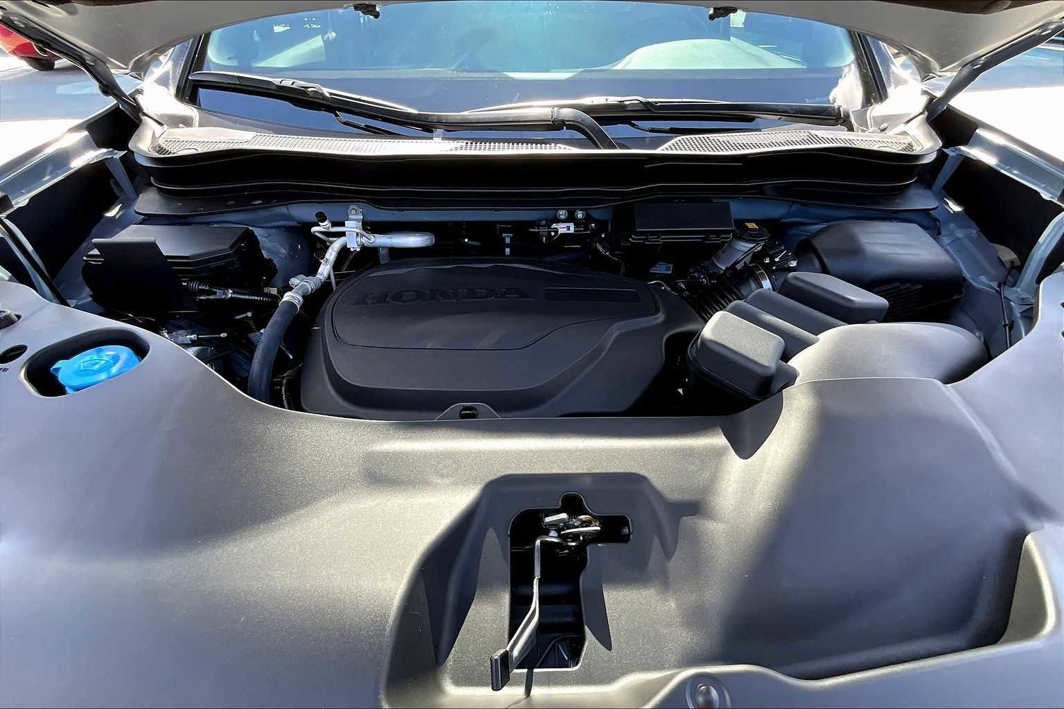 New 2026 Honda Ridgeline Black Edition image 16