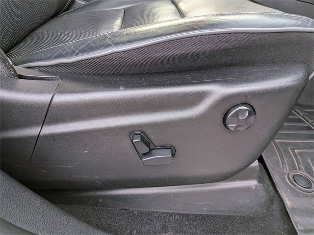 Used 2020 Jeep Grand Cherokee Overland image 37