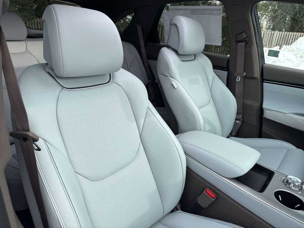 New 2026 Genesis GV70 2.5T Advanced AWD/4WD image 35