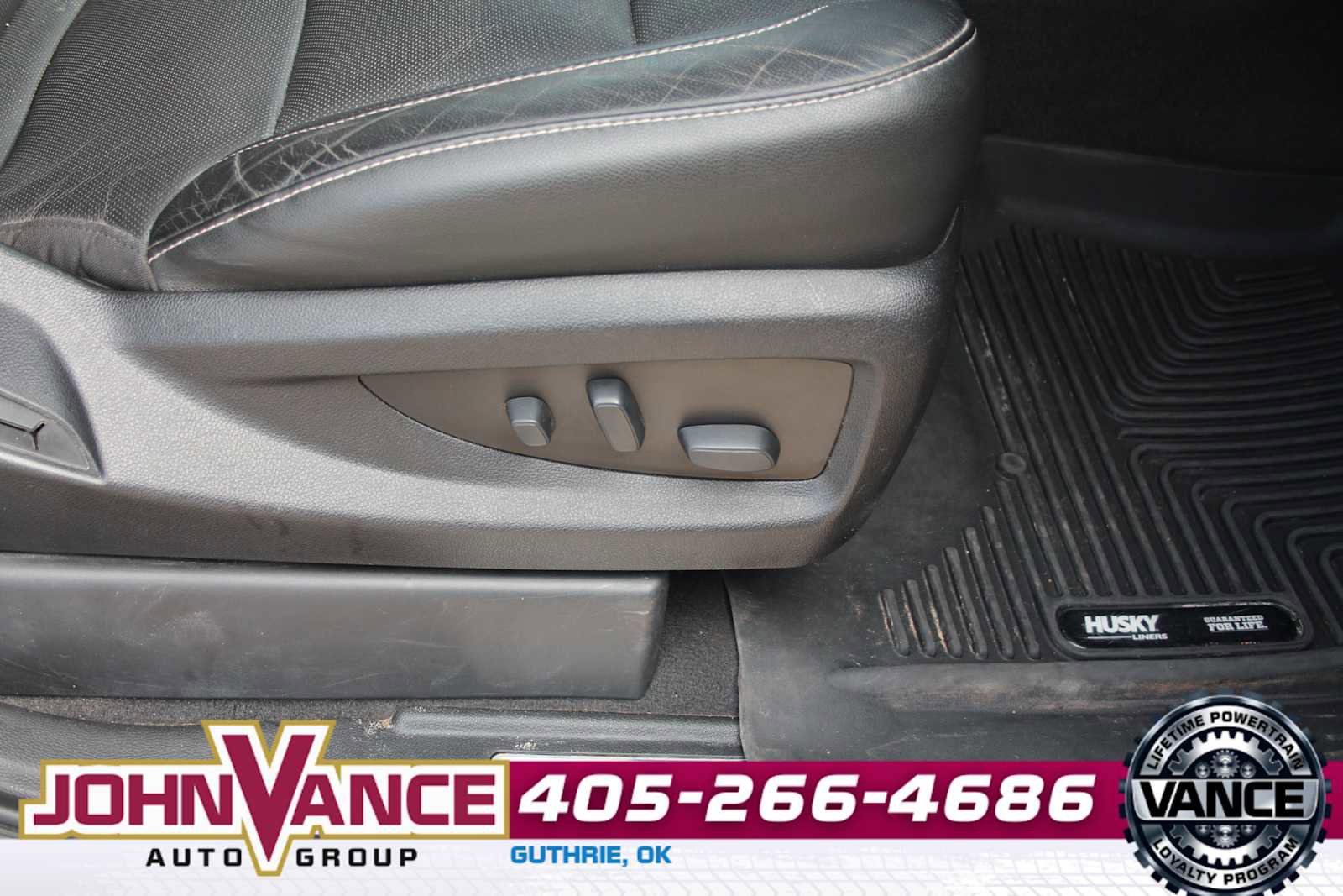 Used 2020 GMC Yukon XL SLT image 19