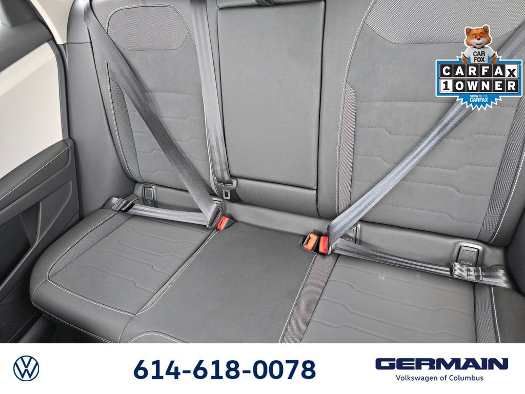 Certified 2025 Volkswagen Taos SE AWD/4WD image 21