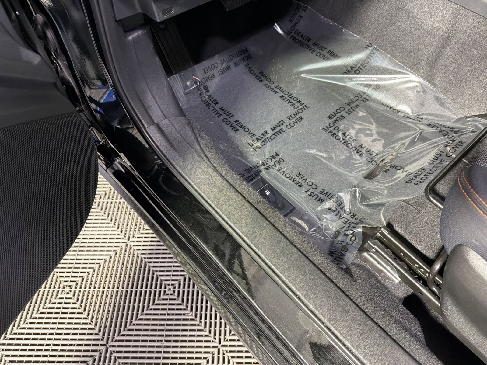 Used 2023 Subaru Crosstrek 2.0i Premium image 16