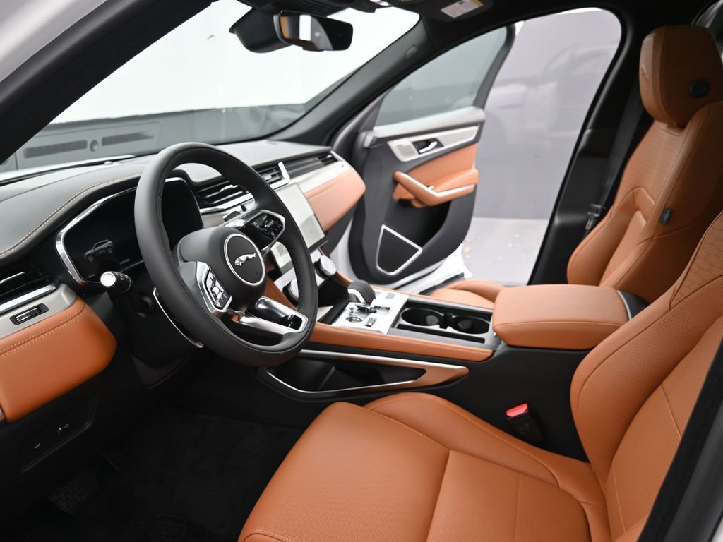 New 2026 Jaguar F-PACE R-Dynamic S image 21