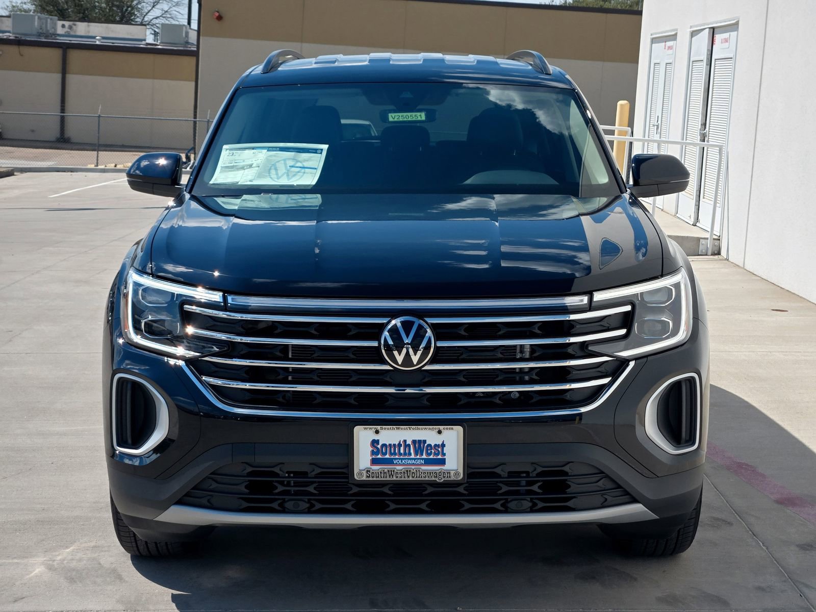 New 2026 Volkswagen Atlas SE image 7