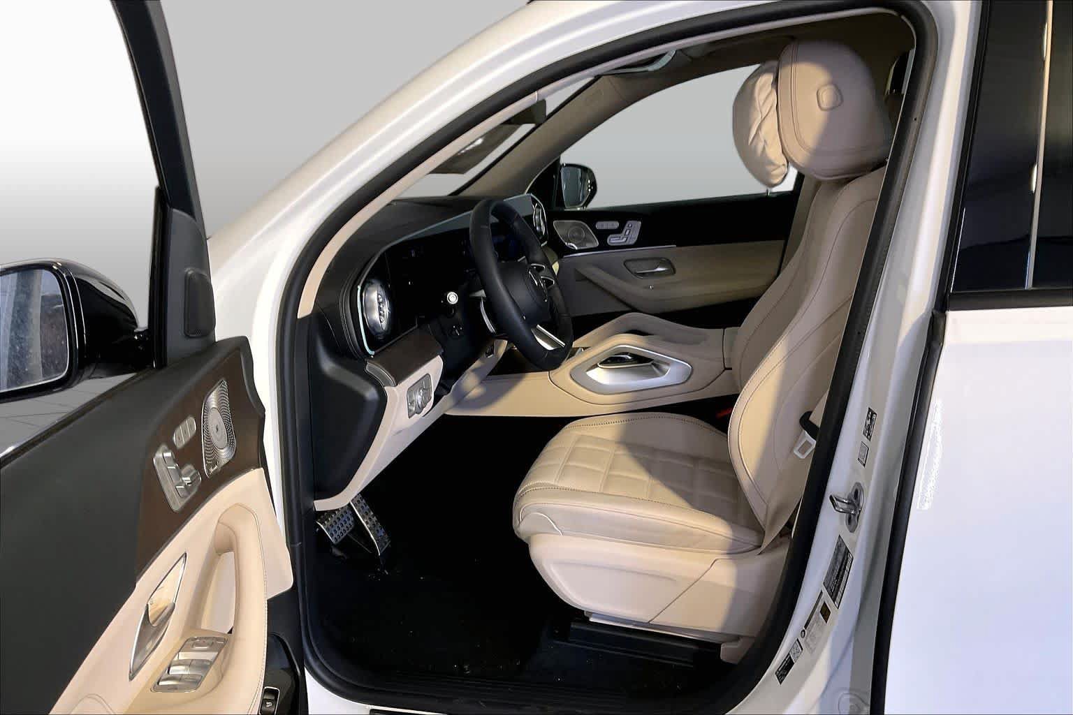 New 2027 Mercedes-Benz GLS 450 4MATIC image 13