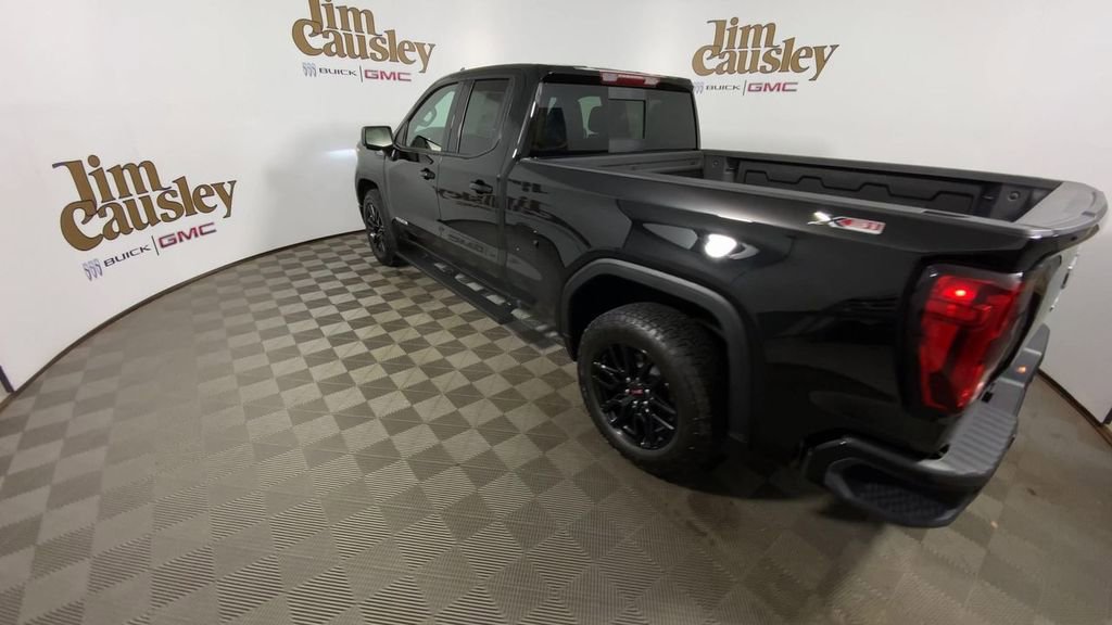 Used 2025 GMC Sierra 1500 Elevation w/ Preferred Package image 6