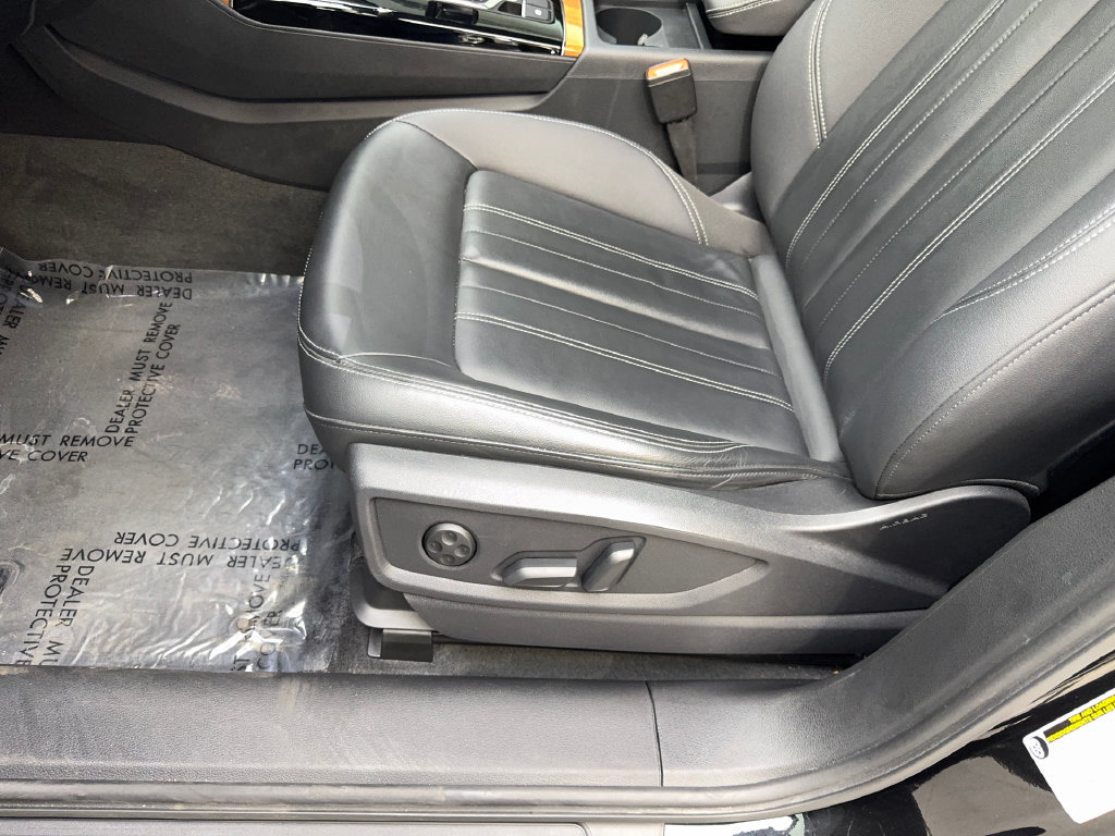 Used 2023 Audi Q5 2.0T Premium w/ Convenience Package AWD/4WD image 28