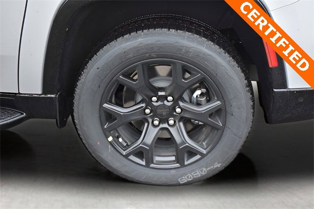 Used 2024 Jeep Wagoneer L Series II w/ Convenience Group I image 28