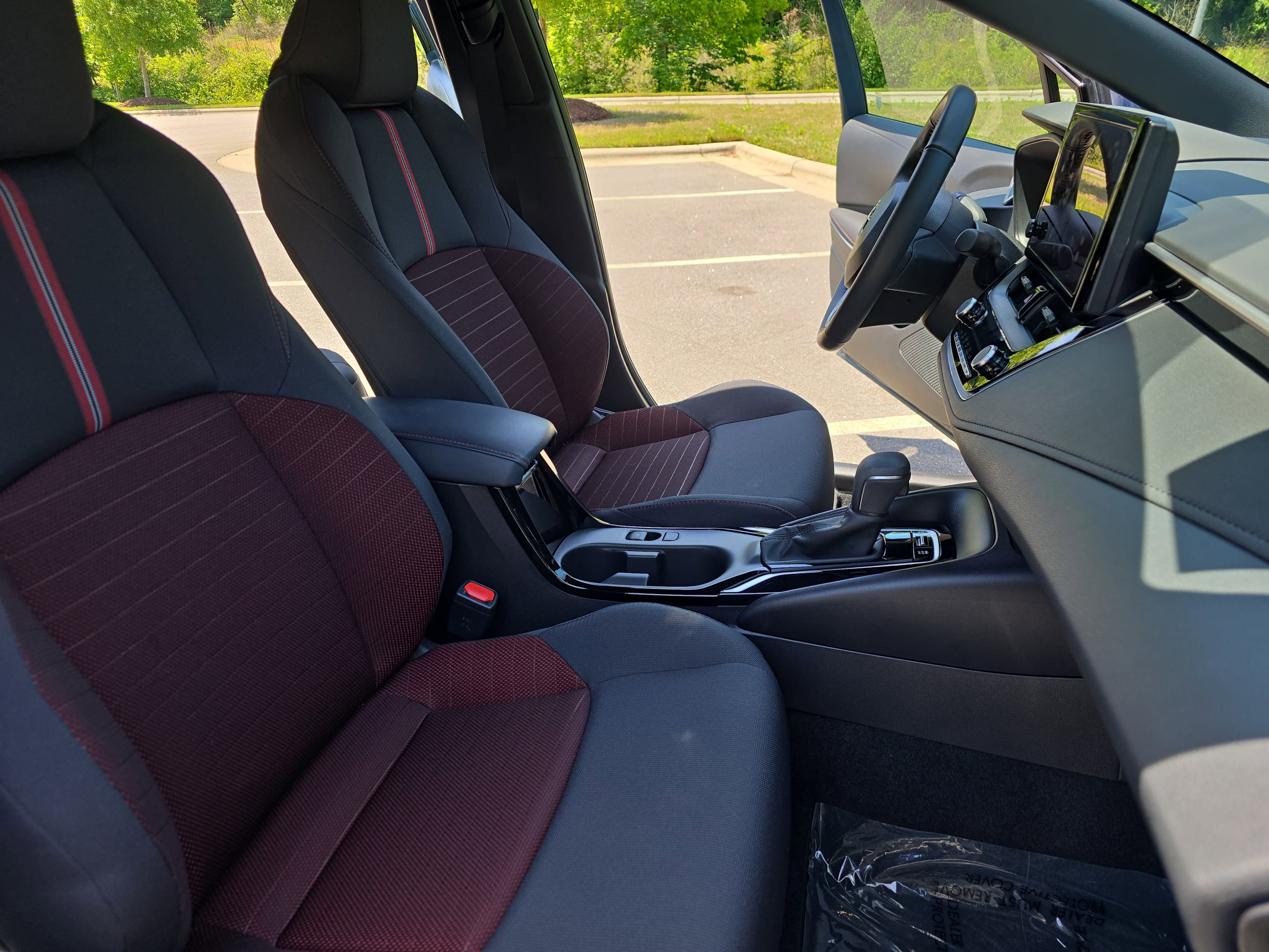 Used 2024 Toyota Corolla SE FWD image 10