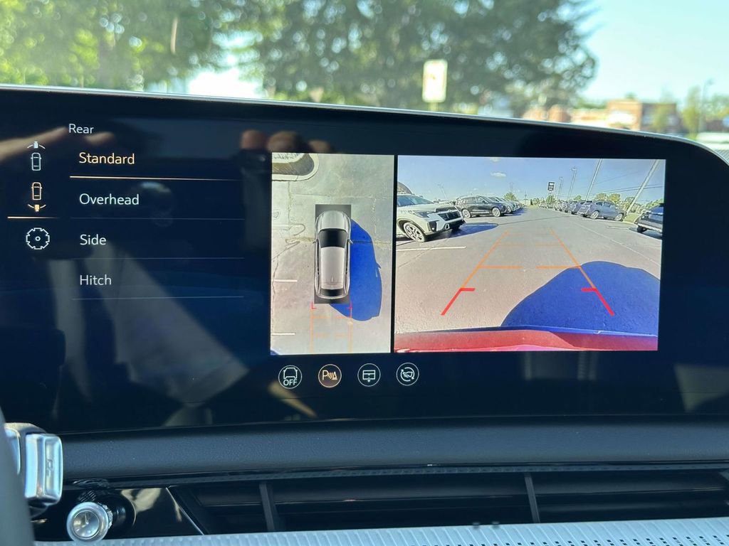 New 2025 Cadillac Optiq Sport 1 AWD/4WD image 21