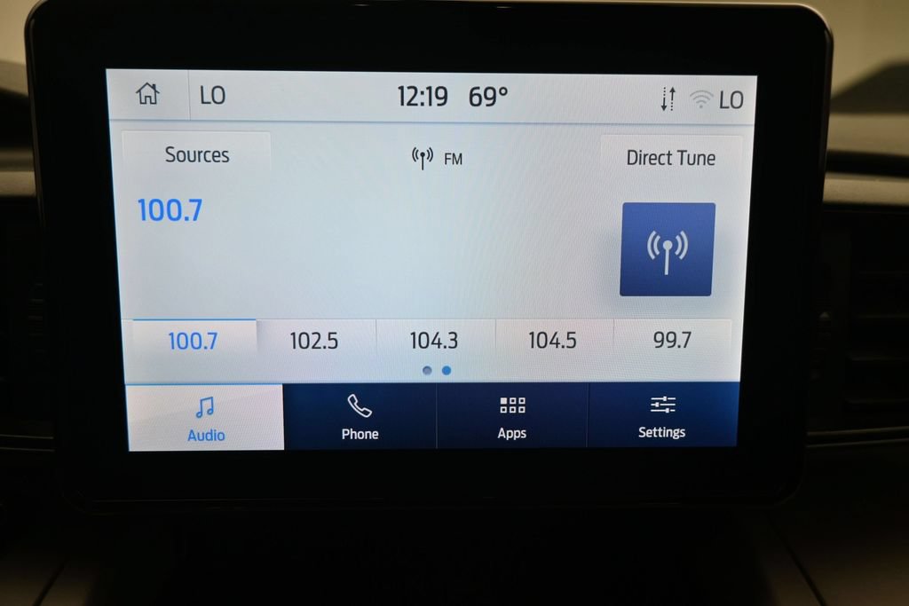 Used 2023 Ford Explorer XLT AWD/4WD image 20