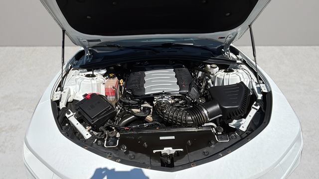 Used 2021 Chevrolet Camaro SS RWD image 34