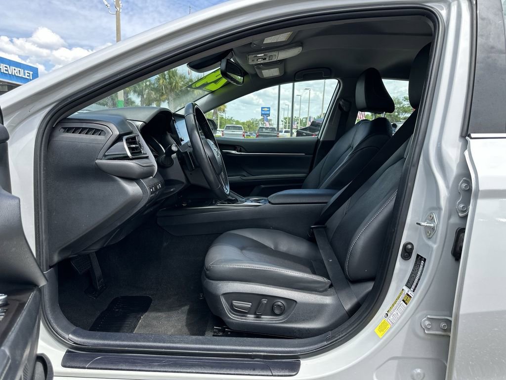 Used 2024 Toyota Camry XSE FWD image 19