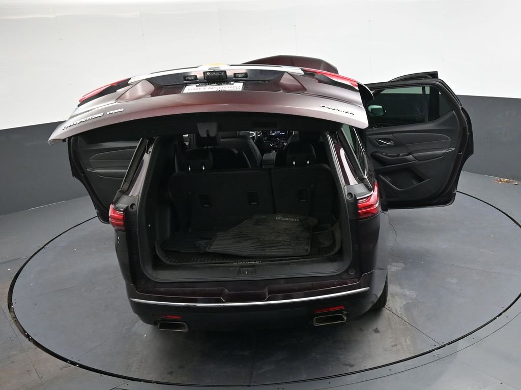 Used 2023 Chevrolet Traverse Premier image 49