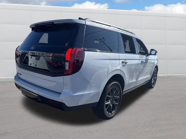 Used 2025 Ford Expedition Platinum w/ Stealth Performance Package image 9