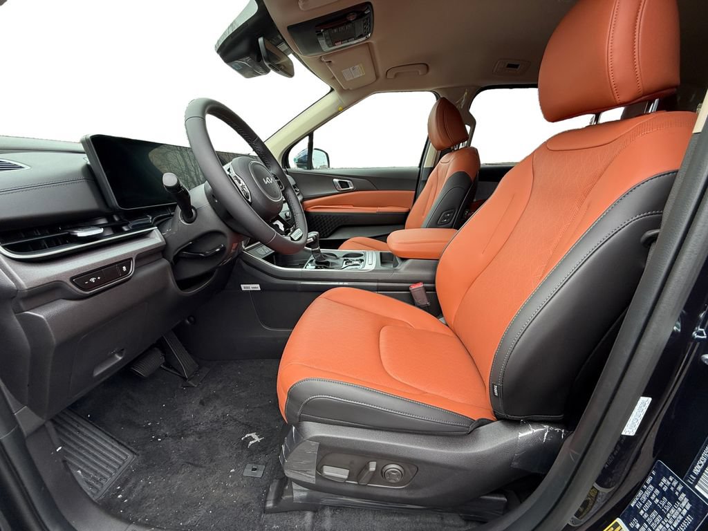 New 2026 Kia Carnival EX FWD image 9