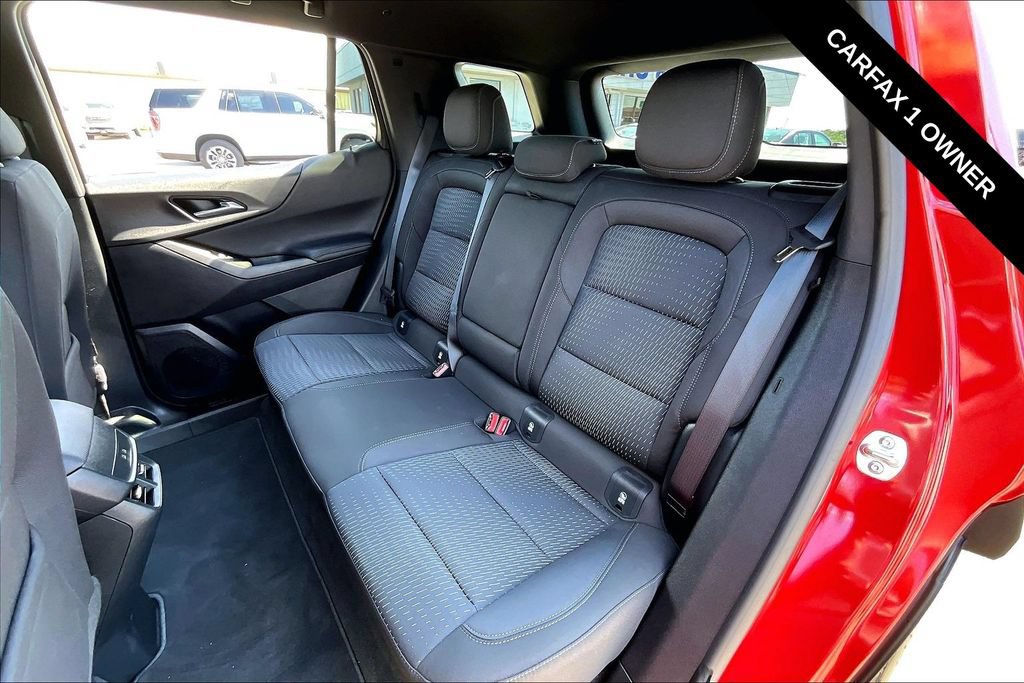 Used 2026 Chevrolet Equinox LT w/ Midnight Edition FWD image 6