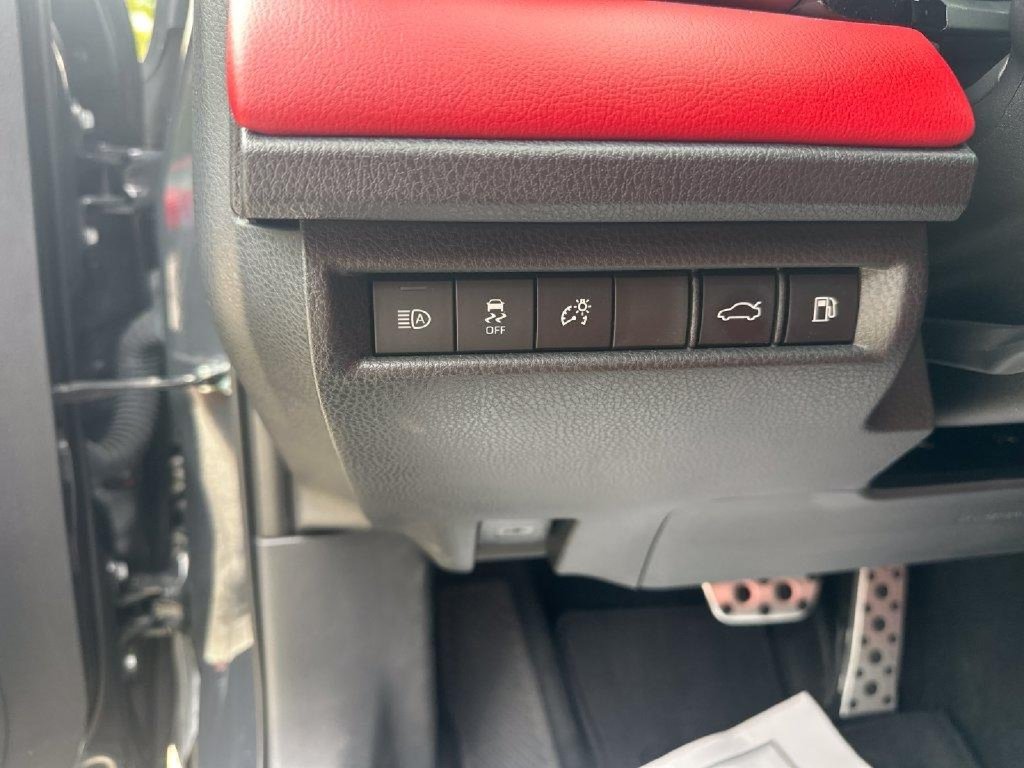 Used 2025 Toyota Camry XSE FWD image 23
