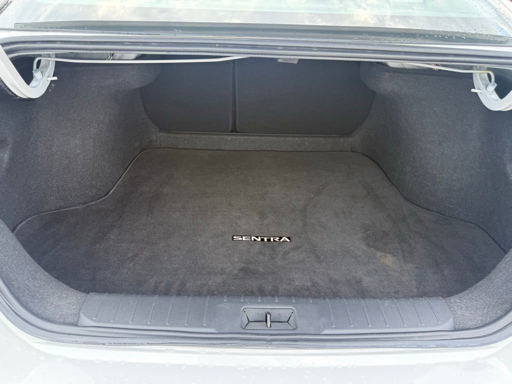 Used 2025 Nissan Sentra S image 23
