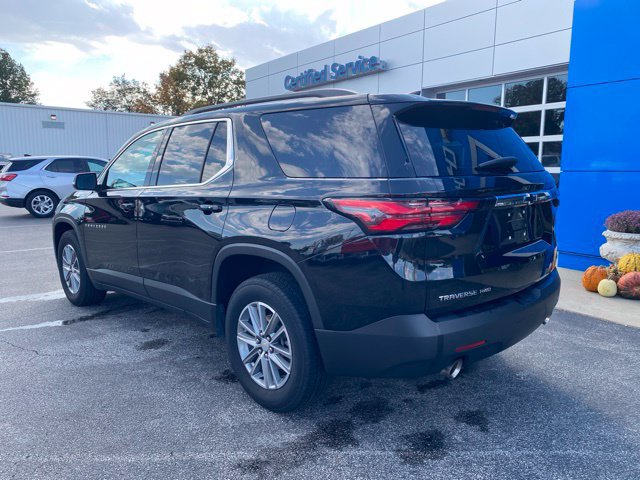 Used 2023 Chevrolet Traverse LT AWD/4WD image 3
