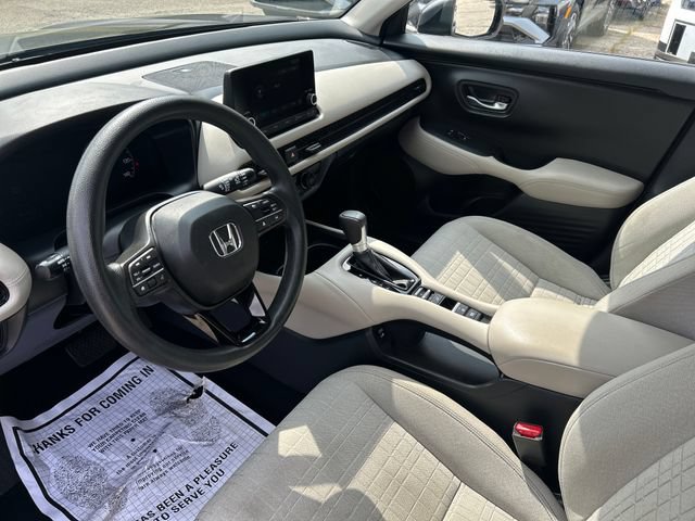 Used 2024 Honda HR-V LX image 12