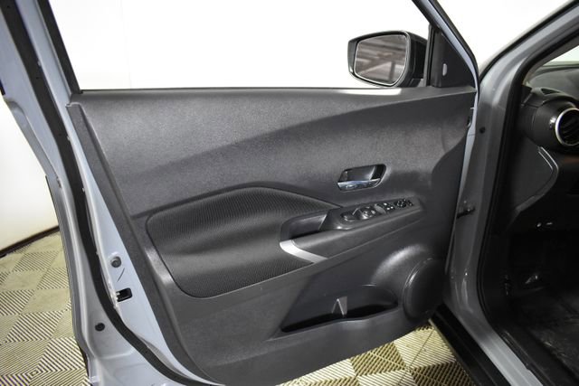 Certified 2023 Nissan Kicks SV image 7
