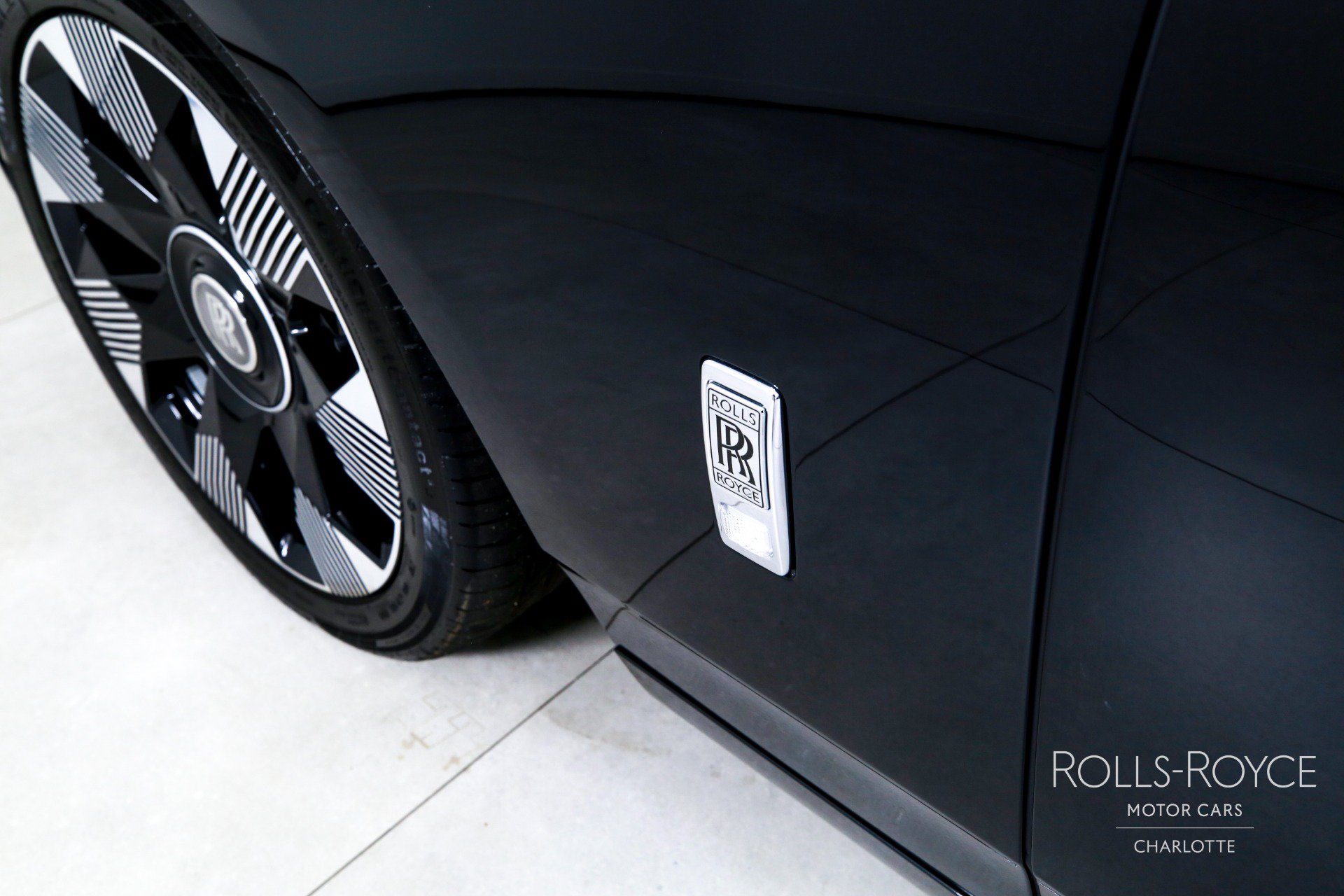 New 2027 Rolls-Royce Phantom Sedan RWD image 45