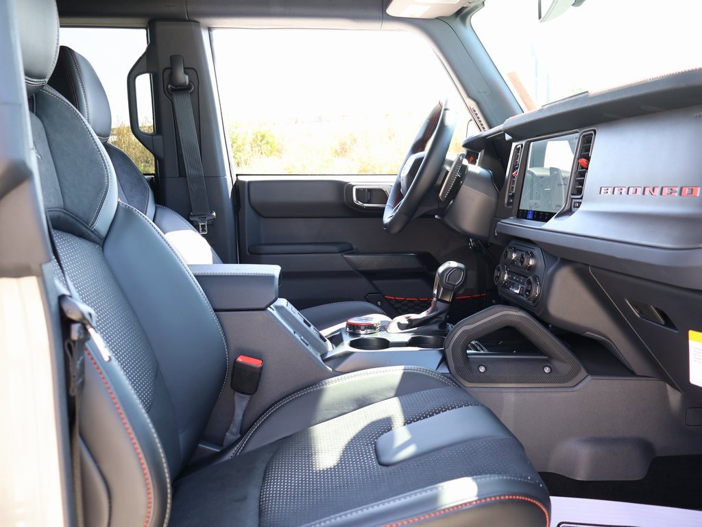 New 2025 Ford Bronco Raptor image 9