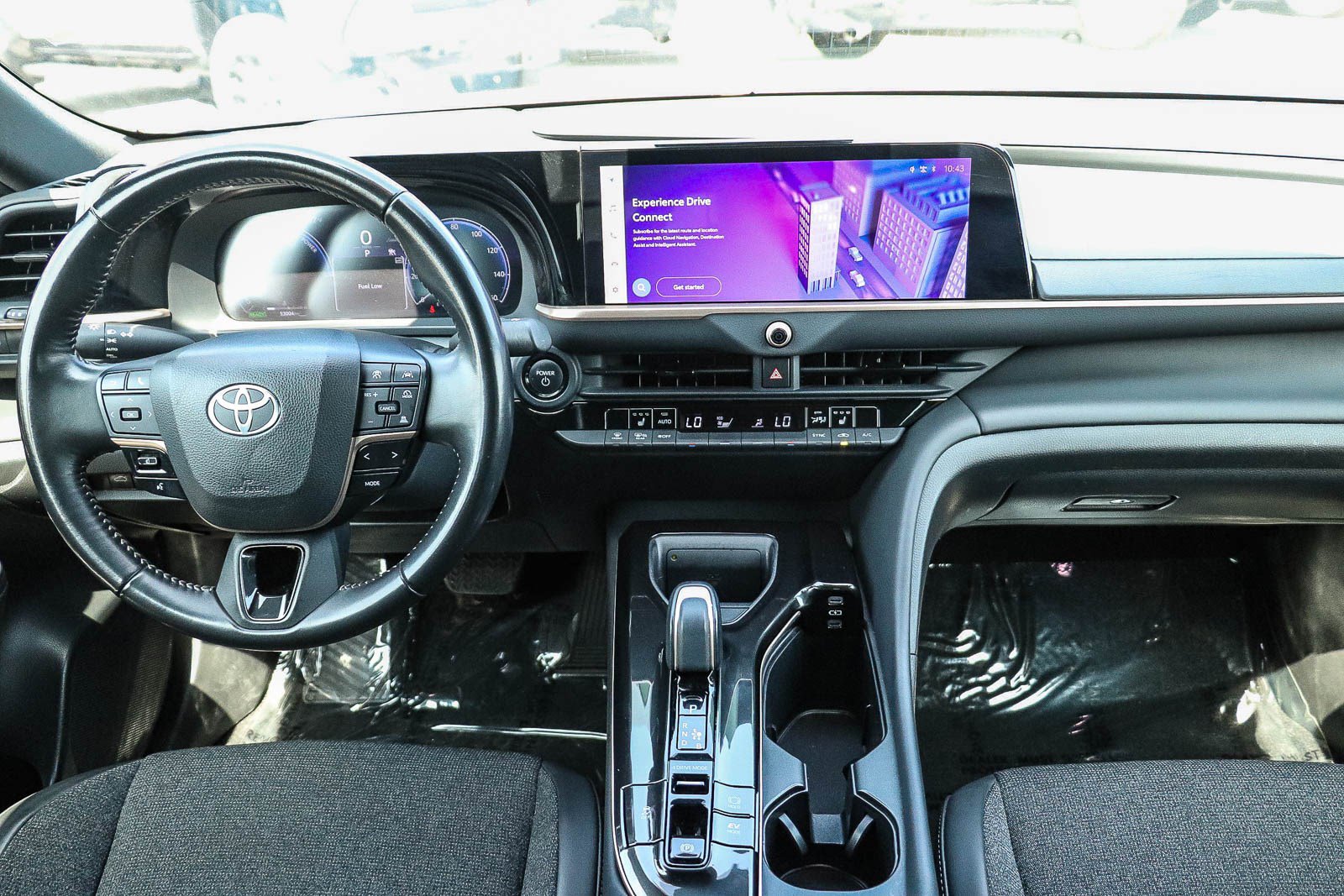 Certified 2024 Toyota Crown AWD/4WD image 12