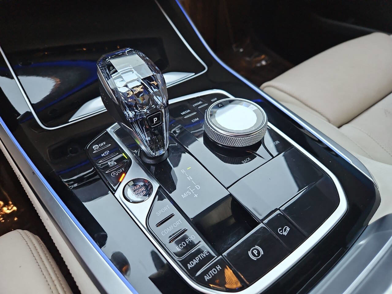 Used 2019 BMW X5 xDrive50i w/ M Sport Package image 24