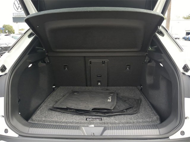 Certified 2023 Volkswagen ID.4 Pro S image 9
