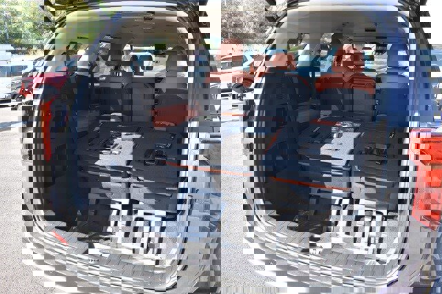 New 2026 Kia Carnival EX image 17