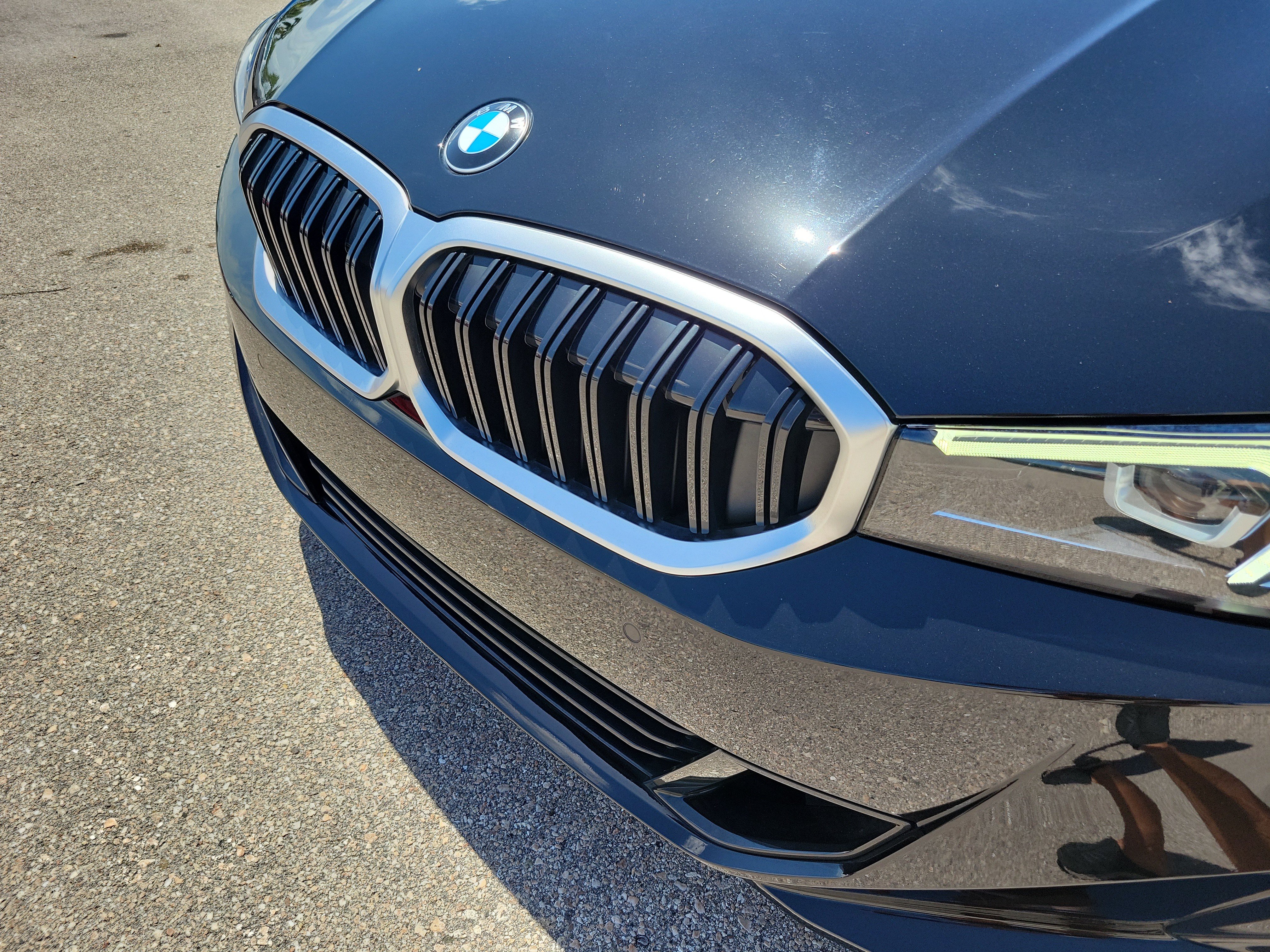 Used 2024 BMW 330i Sedan w/ Convenience Package RWD image 29