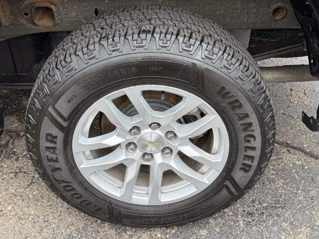 Used 2019 Chevrolet Silverado 1500 LT w/ All-Star Edition AWD/4WD image 5