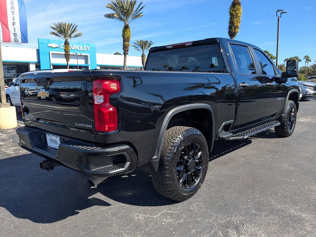 Used 2024 Chevrolet Silverado 2500 Custom w/ Custom Value Package image 5