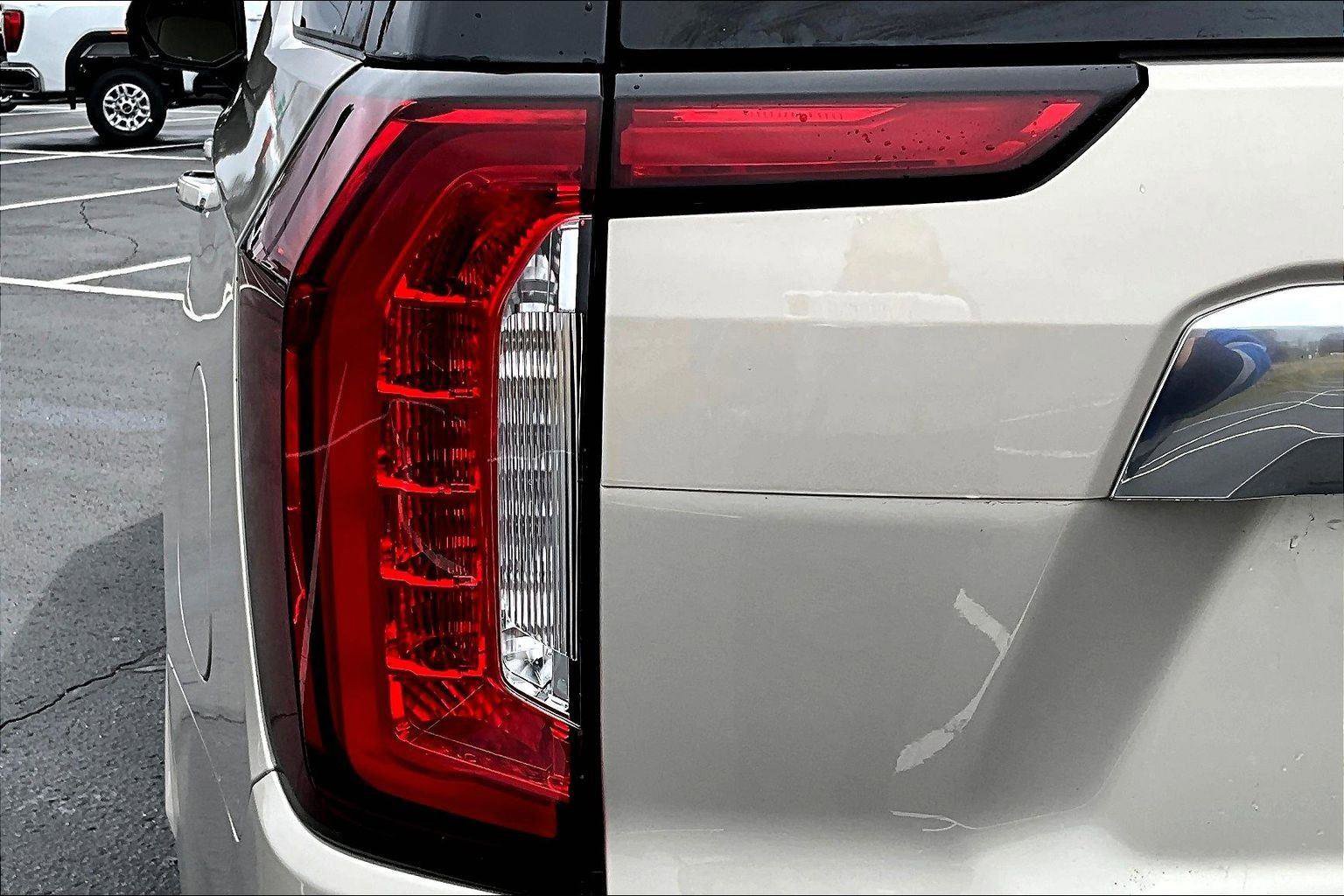 Used 2023 GMC Yukon Denali w/ Max Trailering Package AWD/4WD image 32