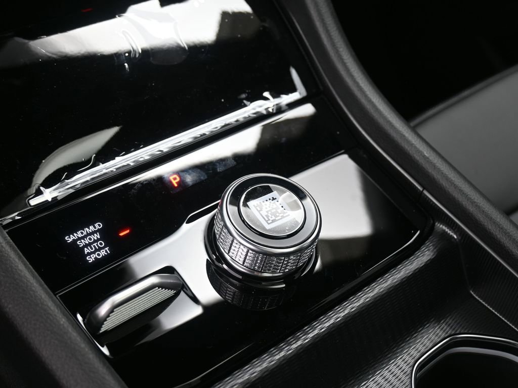 New 2025 Jeep Grand Cherokee Limited w/ Trailer Tow Package image 18