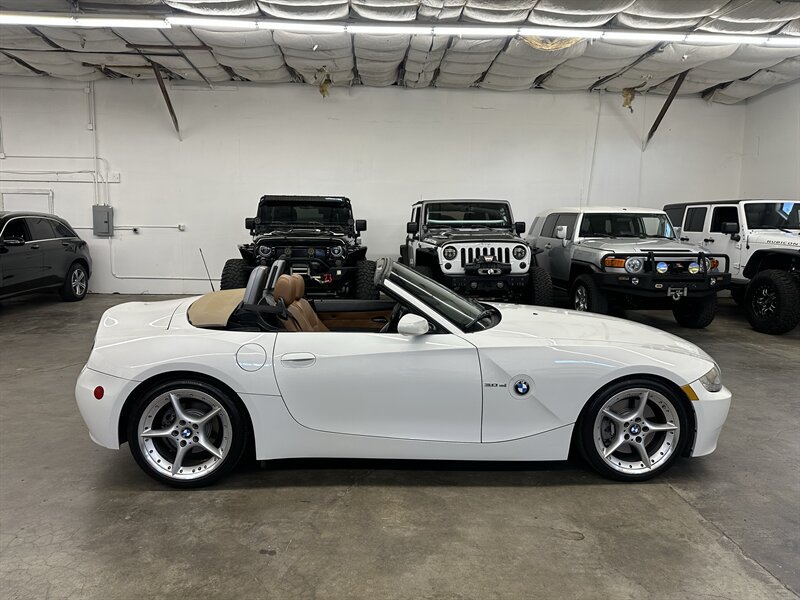 Used 2007 BMW Z4 3.0si RWD image 2
