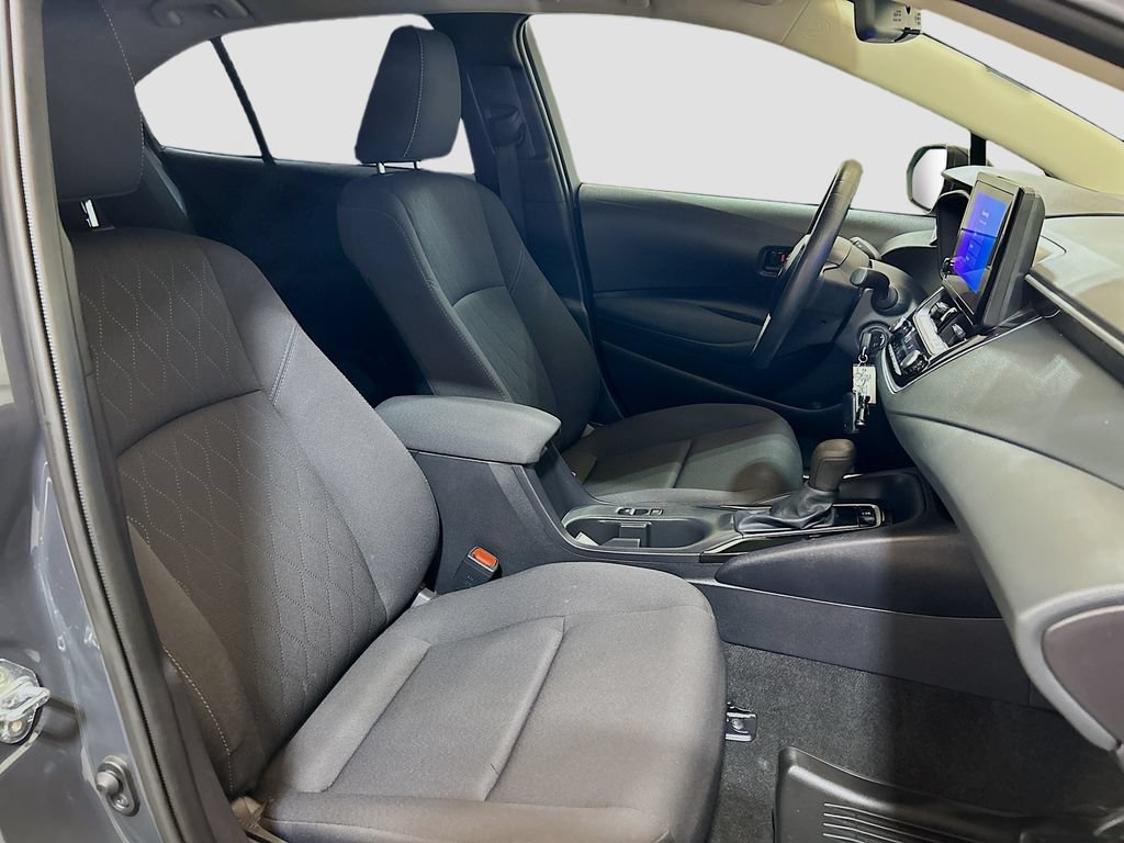 Used 2026 Toyota Corolla LE FWD image 23