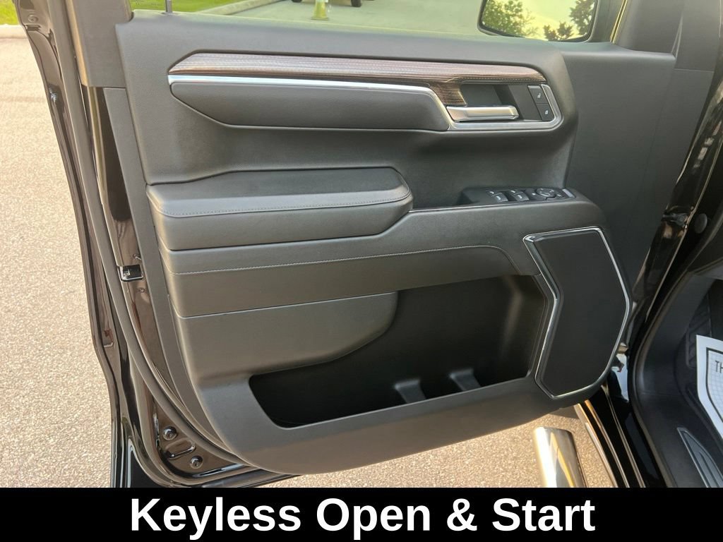 Used 2023 Chevrolet Silverado 1500 LT RWD image 23