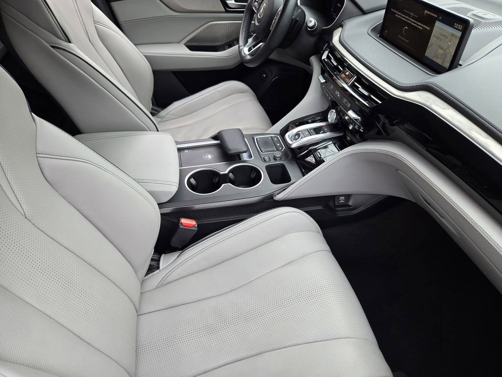 Used 2023 Acura MDX SH-AWD w/ Advance Package image 18