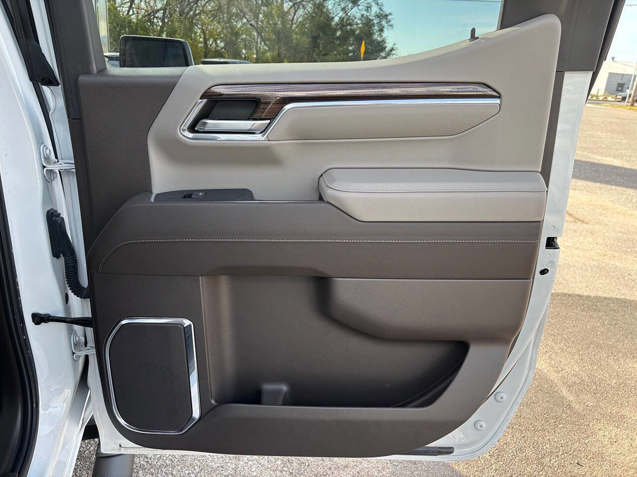 New 2024 Chevrolet Silverado 1500 LT Trail Boss w/ LPO, Dark Essentials Package image 25