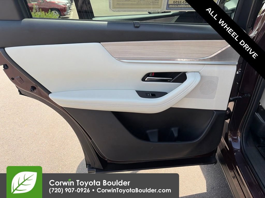 Used 2024 MAZDA CX-90 Plug-In Hybrid w/ Premium Plus AWD/4WD image 21