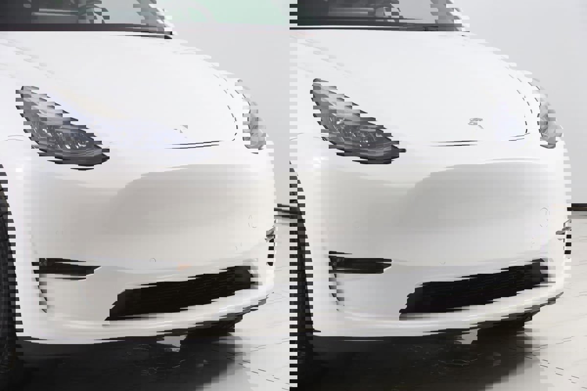 Used 2021 Tesla Model Y Long Range image 39