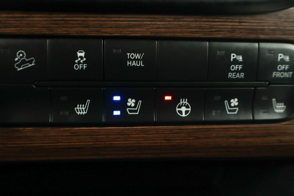 Used 2017 RAM 2500 Laramie w/ Sport Appearance Group image 42