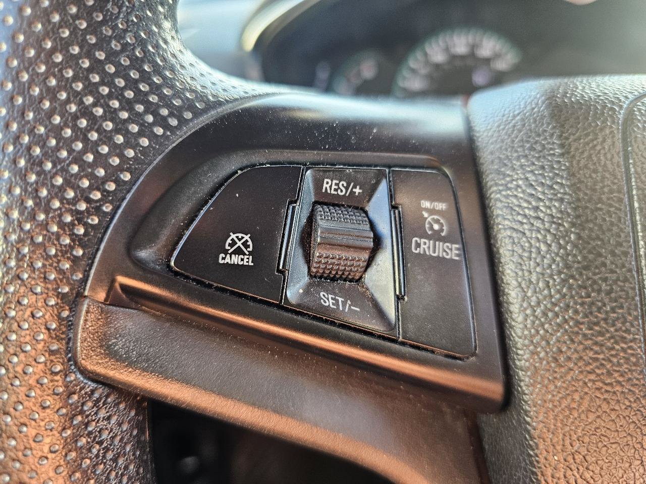 Used 2019 Chevrolet Trax LS w/ Tint and Cruise Package FWD image 9